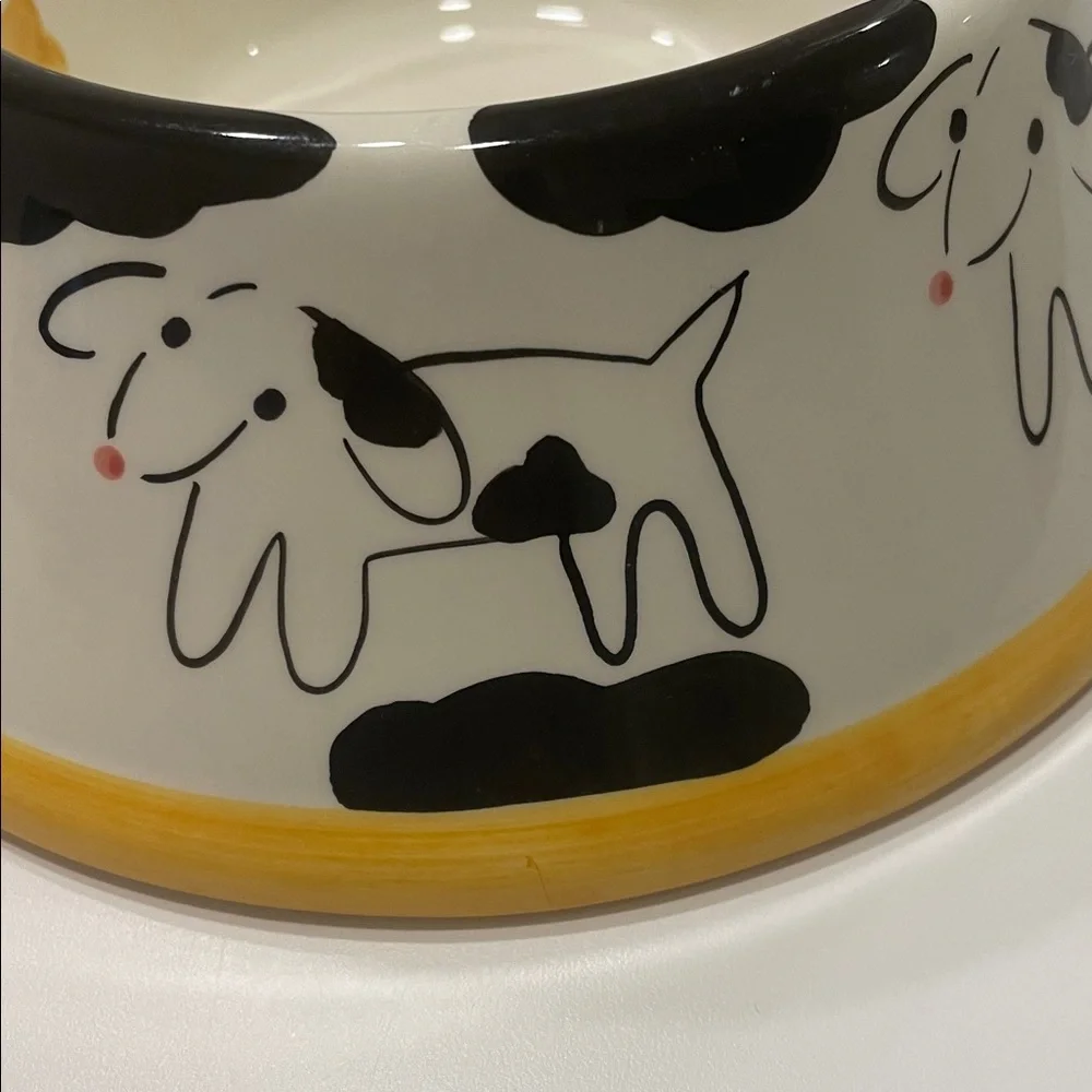 BOW BOW ceramic dog bowl by at home international o/s